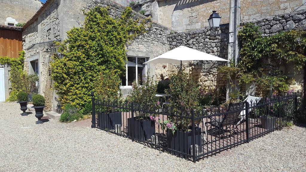 Le Clos Du Presbytere Puisseguin Exterior photo